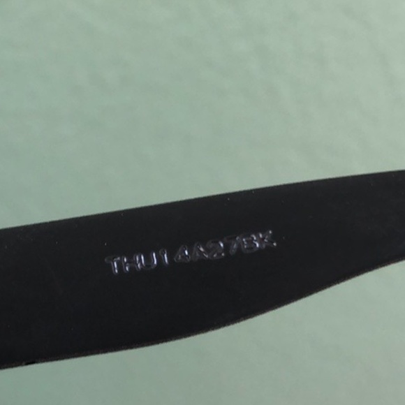 Gucci Sunglasses - Picture 10 of 12